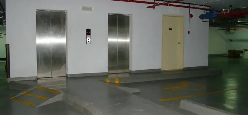 Zowar International Hotel image